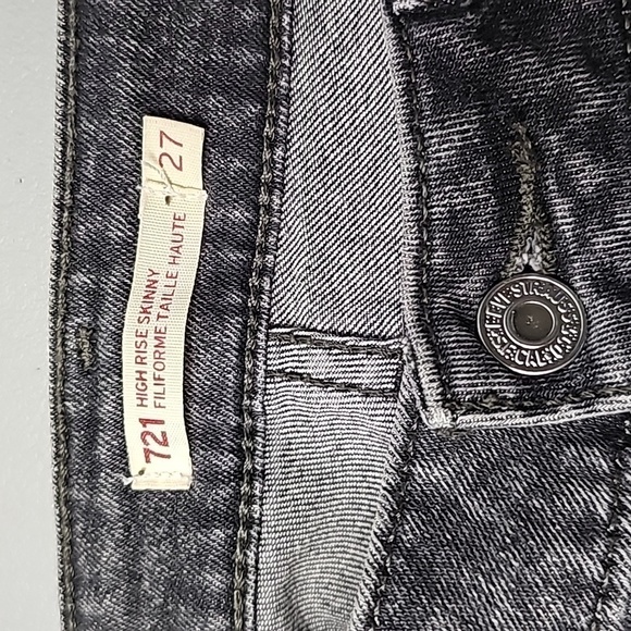 LEVI'S 721 faded black 27x32 distressed high rise skinny jeans - Picture 7 of 8